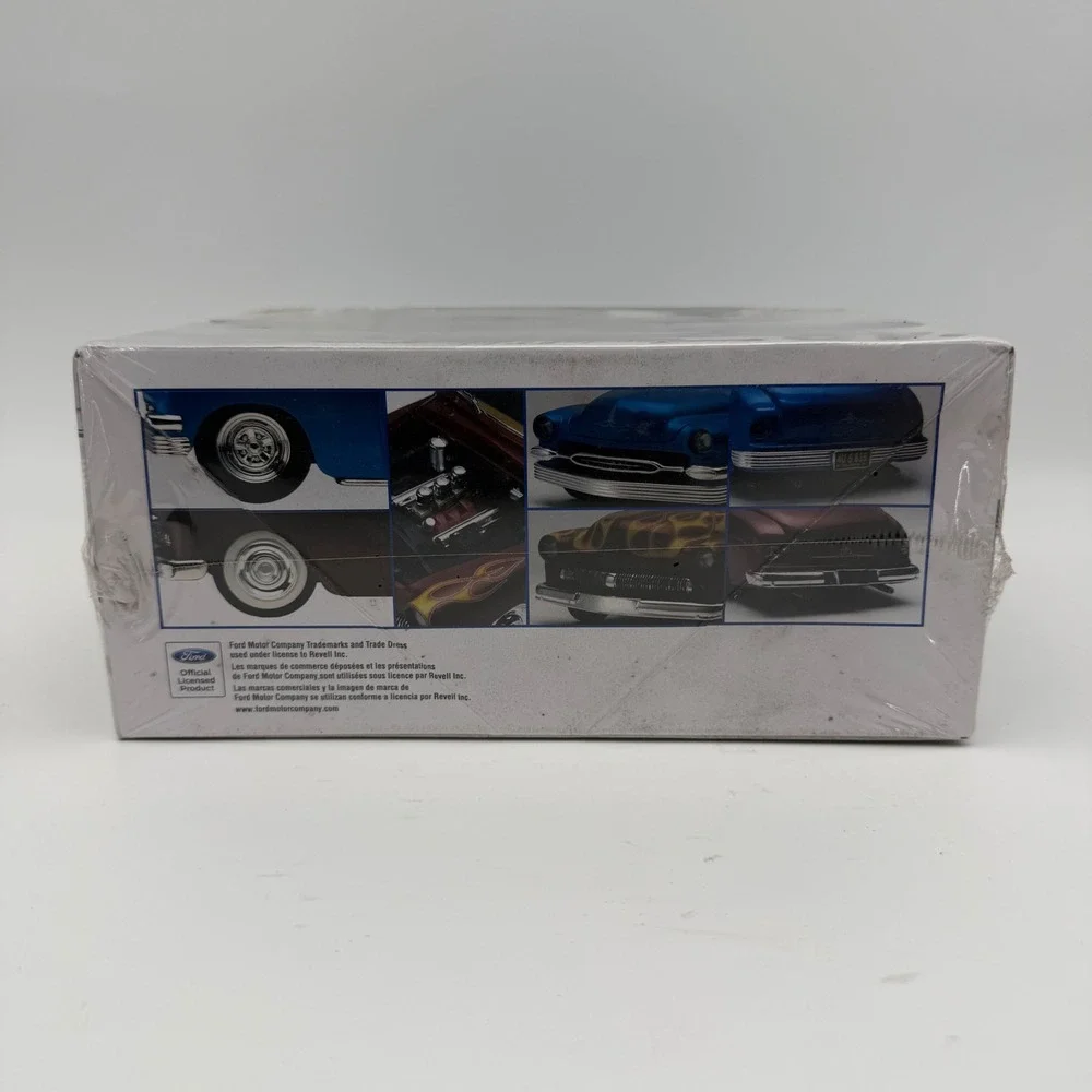 Revell '49 Mercury Special Edition Plastic Kit 85-2860 Model Car